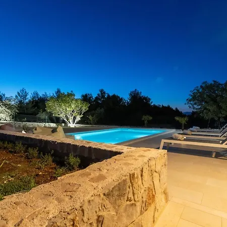 Villa Rogac *